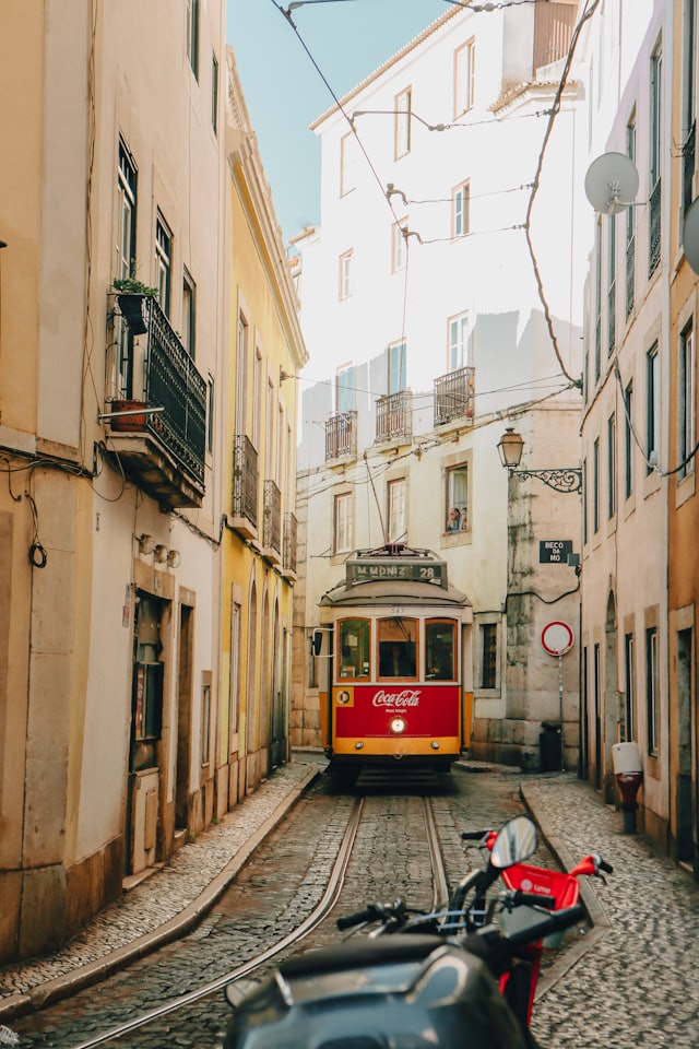 Memmo Alfama — Alfama rooftops
